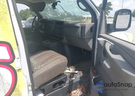 2007 Chevrolet Express Work Van из США, поврежденный, VIN 1GCHG39U271106069